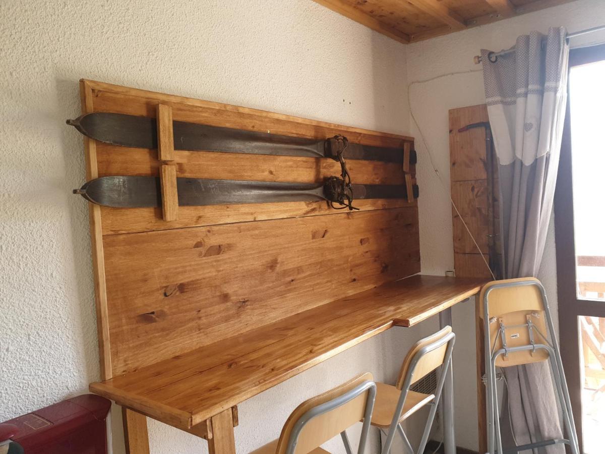 Studio Ski Apartment Лес дьо Алпс Екстериор снимка