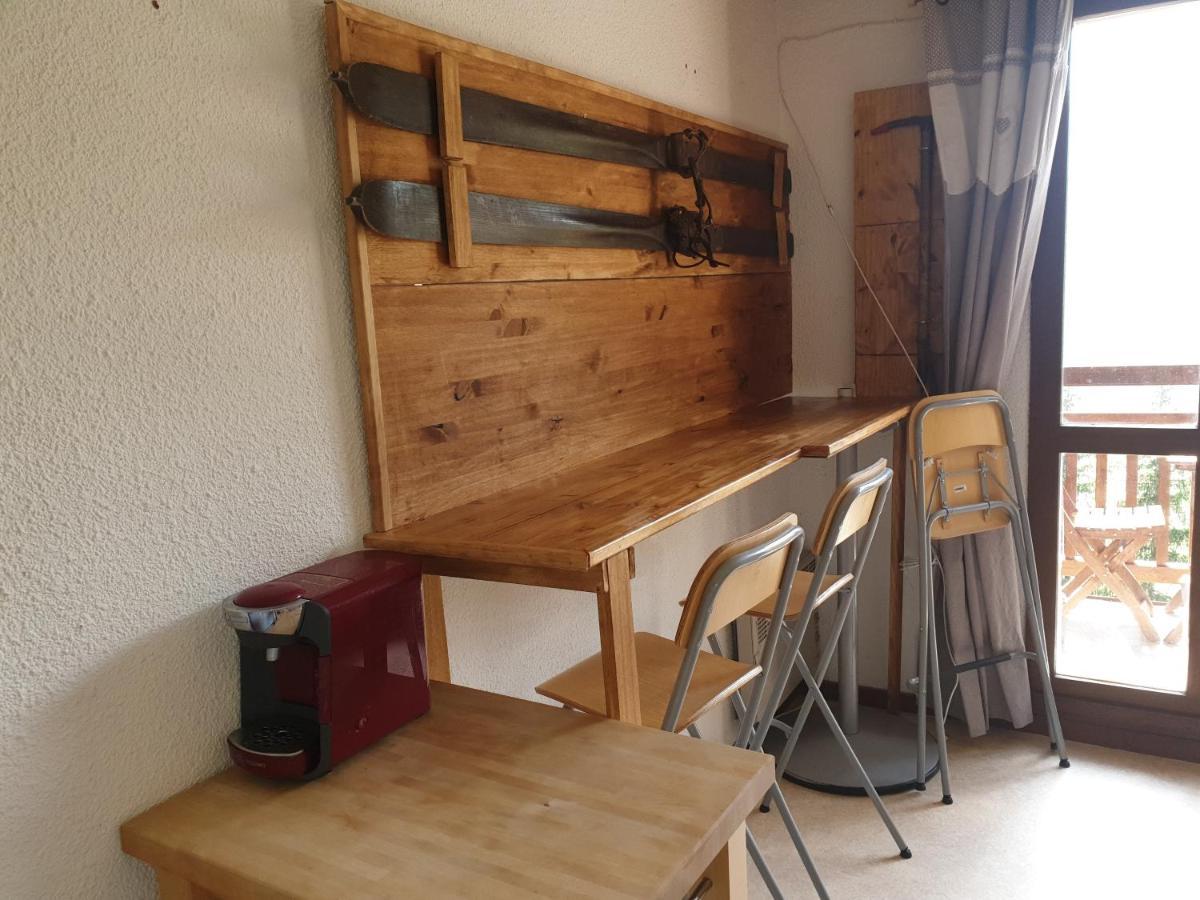 Studio Ski Apartment Лес дьо Алпс Екстериор снимка