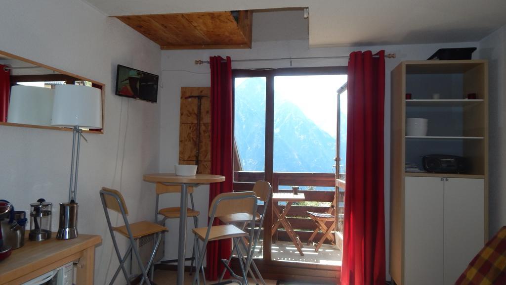 Studio Ski Apartment Лес дьо Алпс Екстериор снимка