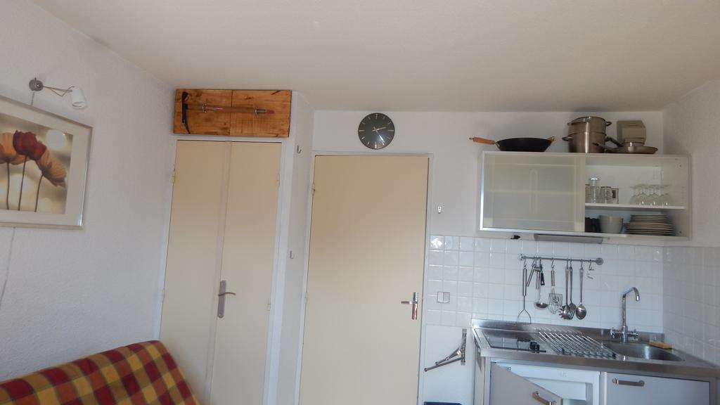 Studio Ski Apartment Лес дьо Алпс Екстериор снимка